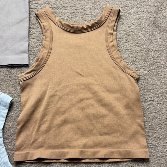 2 Ribbed Halter Tops - Picture 3 of 5